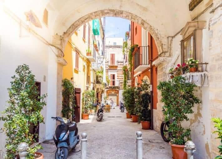 Arco Della Luna Bari Exteriér fotografie